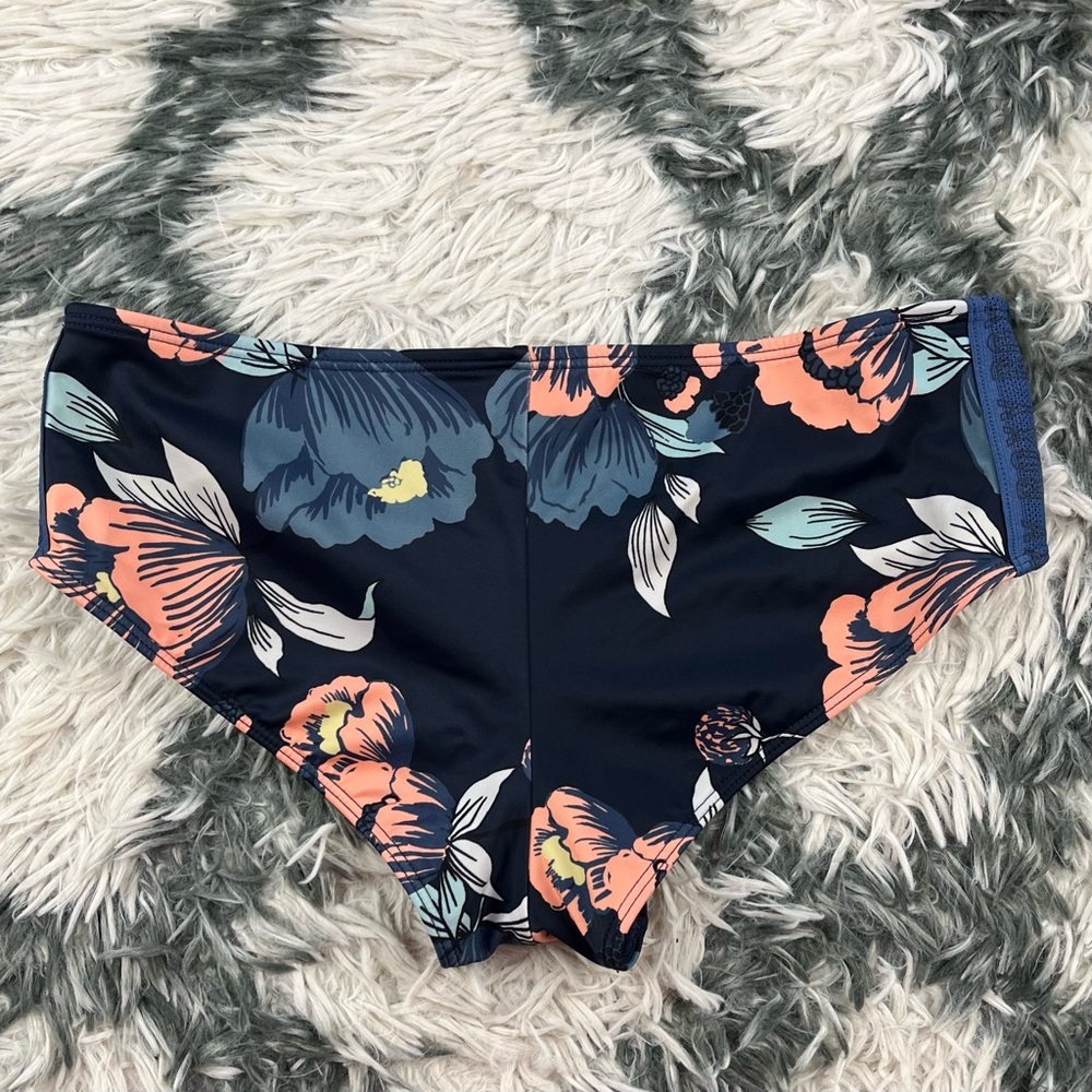 Roxy Women’s Blue Floral Bikini Bottom Size Small - Picture 4 of 8